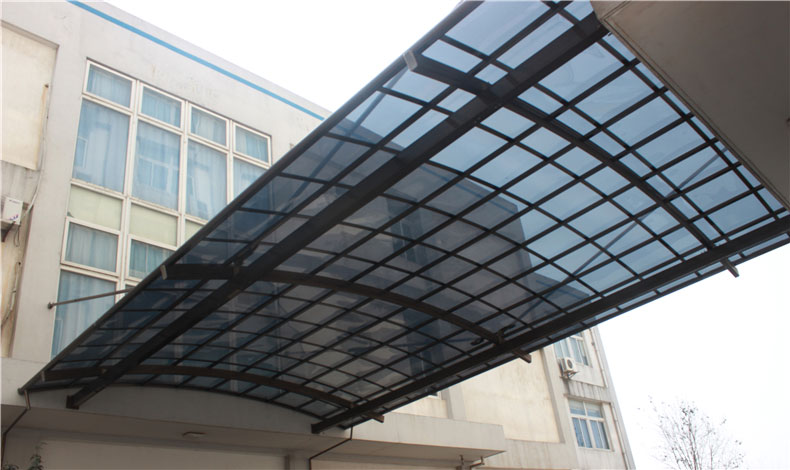 鋁合金雨棚價格多少錢一平？