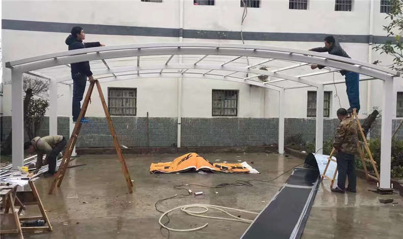 鋁合金車(chē)棚施工的幾大安全措施