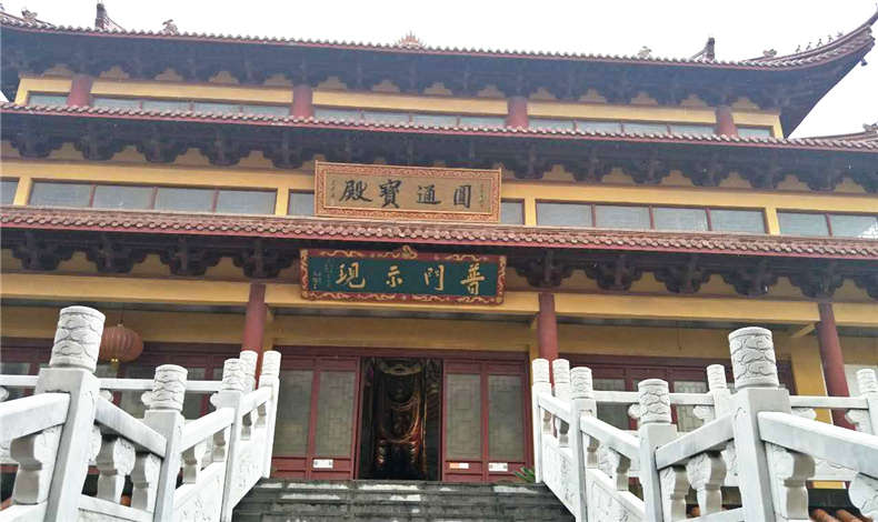 南通太平禪寺汽車(chē)車(chē)棚安裝