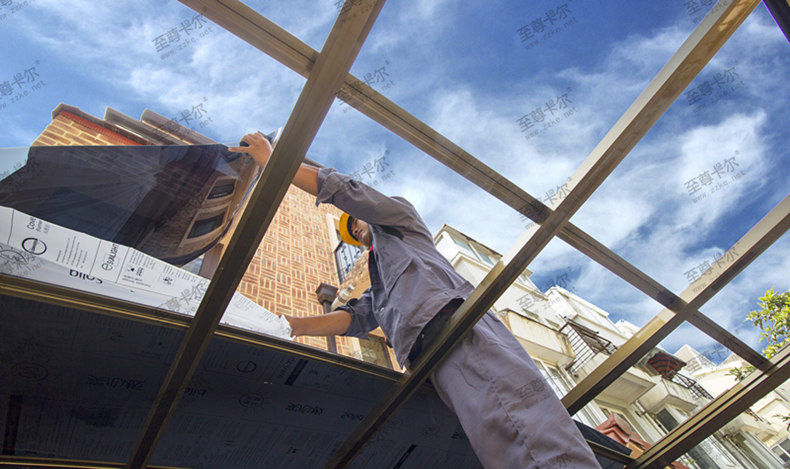 鋁合金車棚廠家所選用的材料有什么優點？