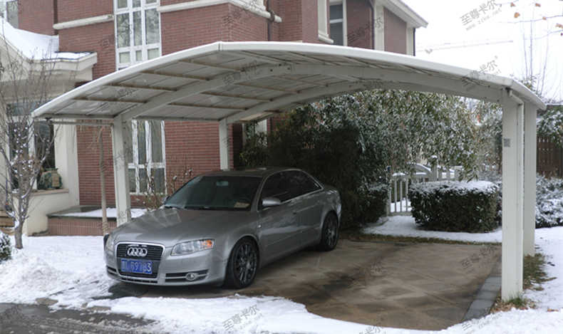 至尊卡爾車棚廠家選擇材質高標準、嚴要求！