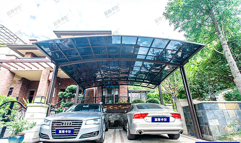 車棚廠家告訴你，私家車露天車棚頂用什么材料