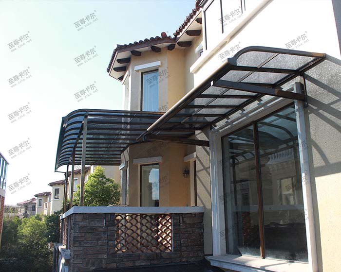 陽臺雨棚怎么選？只靠雨棚圖片會后悔，了解清楚，不吃虧