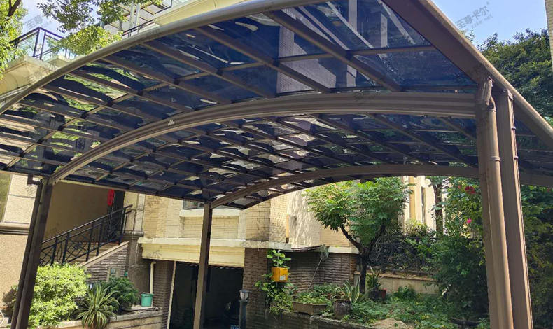 別墅車棚有必要嗎？別墅車棚雨棚到底怎么做