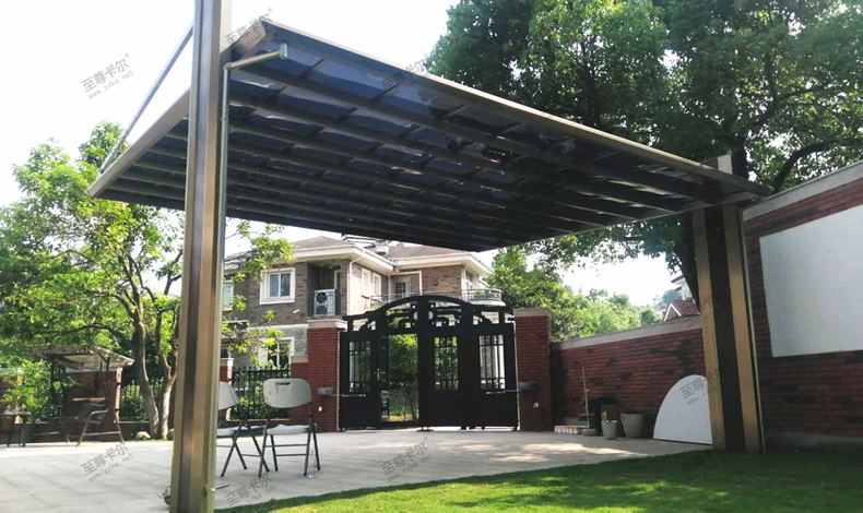 要安裝車棚了，你了解過這種耐力板車棚嗎？